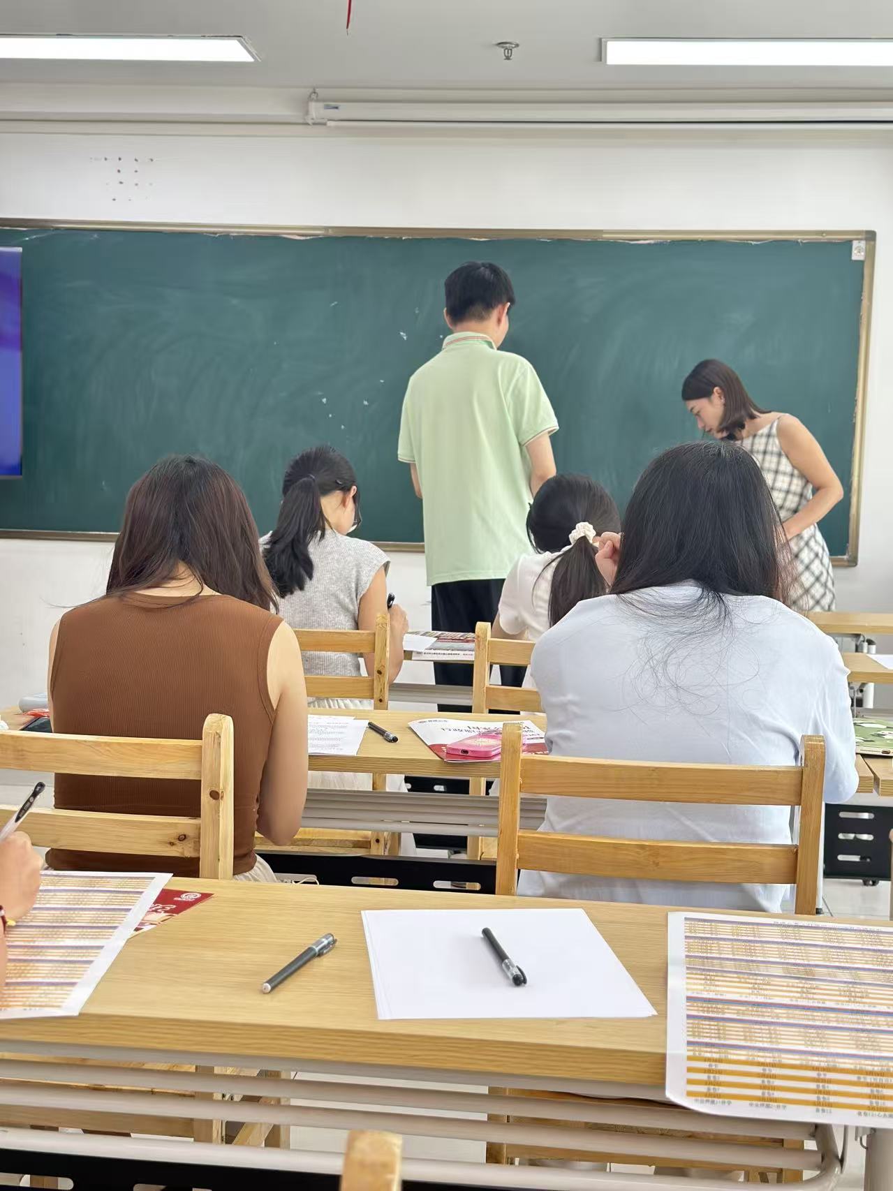 2026 武汉考研机构推荐：本地 4 家实力横评，谁是性价比之王