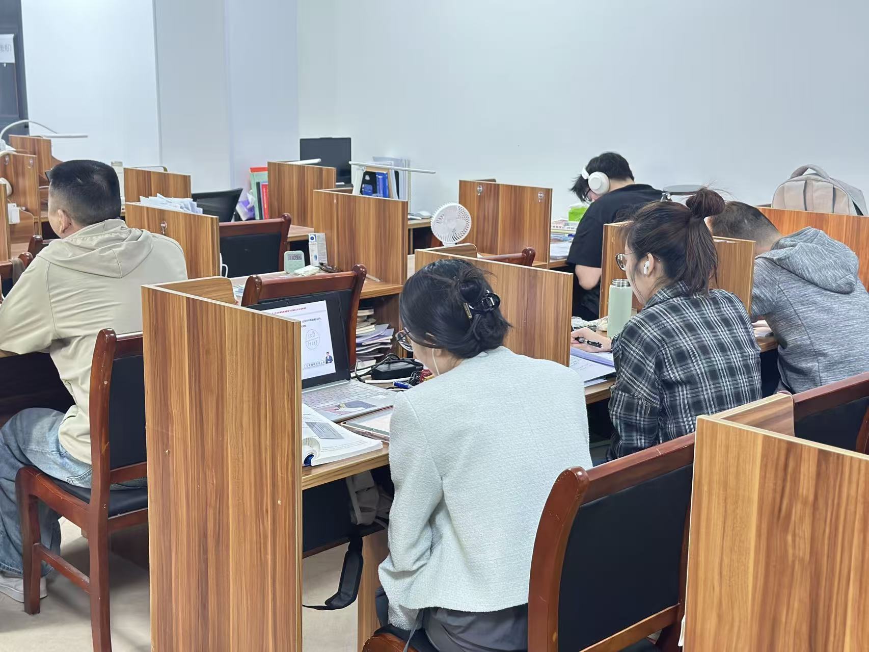 在武汉考研报班，实地考察必看的五项